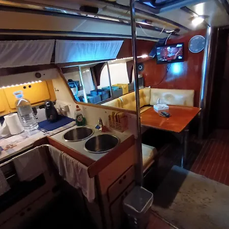 Spirit Of Shackleton Yacht Botel Puerto Calero