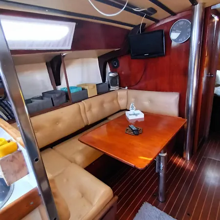 Πλωτό κατάλυμα Spirit Of Shackleton Yacht *